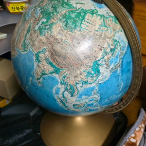 지구본 판매합니다.