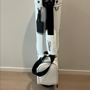 타이틀리스트 골프하프백 싸게내놓습니다