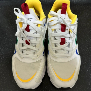 DV119-112 나이키 줌 에어 파이어 230