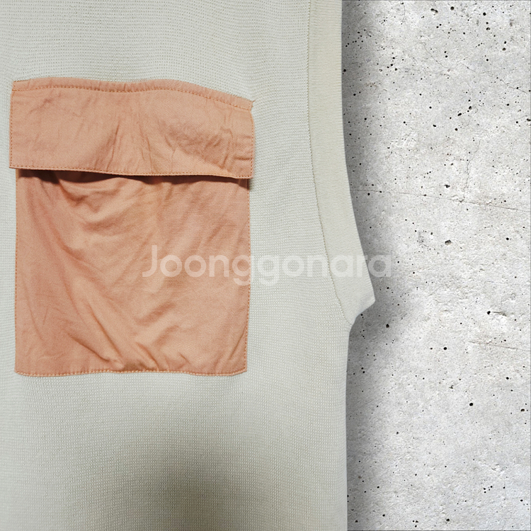 자라 포켓 배색 니트 조끼 (100/L)--3