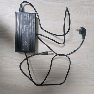 타이탄 600 700 750등 전기자전거 500w고속충전기