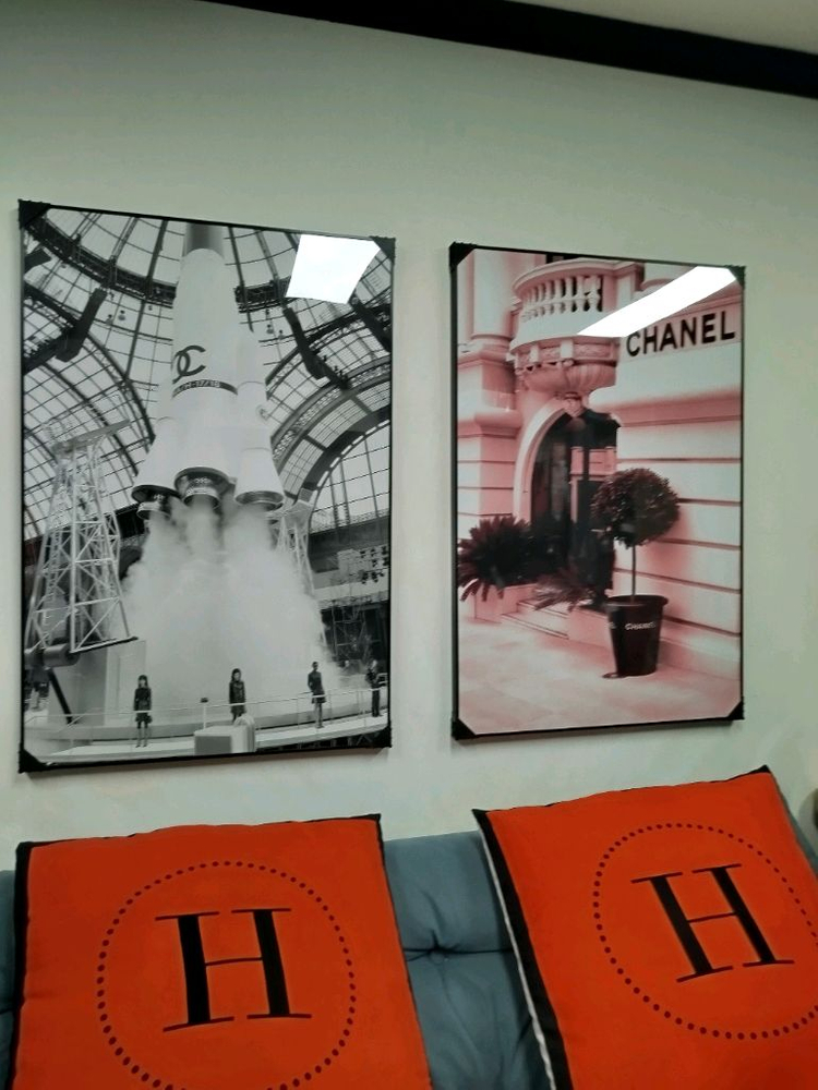 샤넬그림 샤넬액자 감성 대형 그림액자 그림 액자 팝아트 인테리어소품 명품그림 명품액자 꽃 곰인형 콜라보 인테리어--3