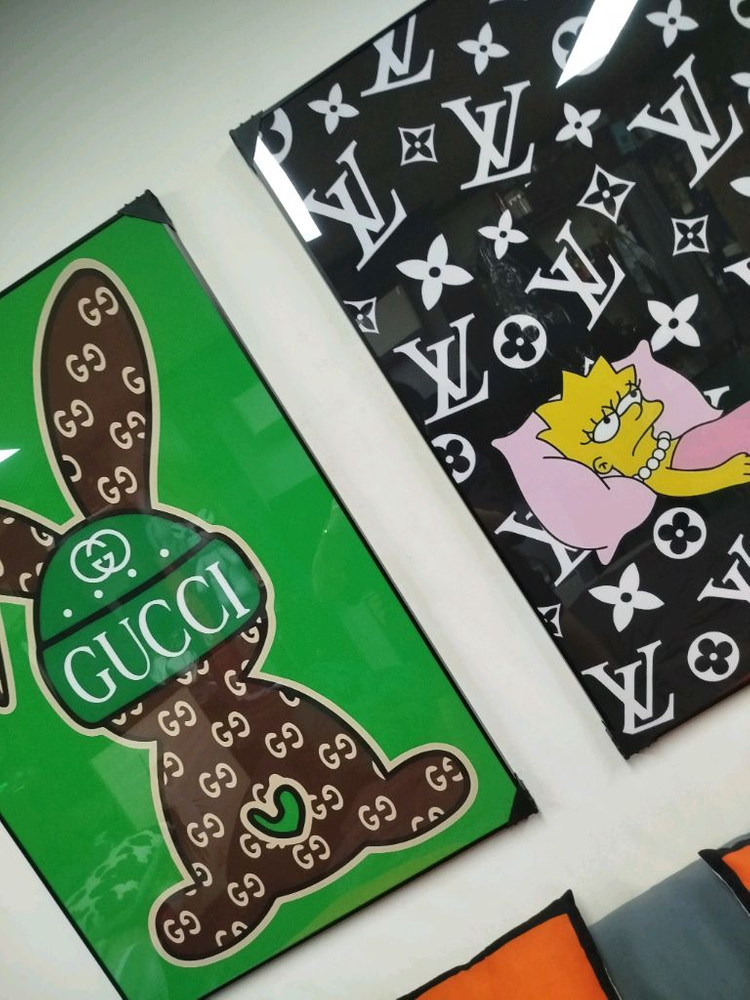구찌액자 구찌그림 토끼그림 대형 그림액자 그림 액자 팝아트 인테리어소품 명품그림 명품액자 꽃 곰인형 콜라보 인테리어--3