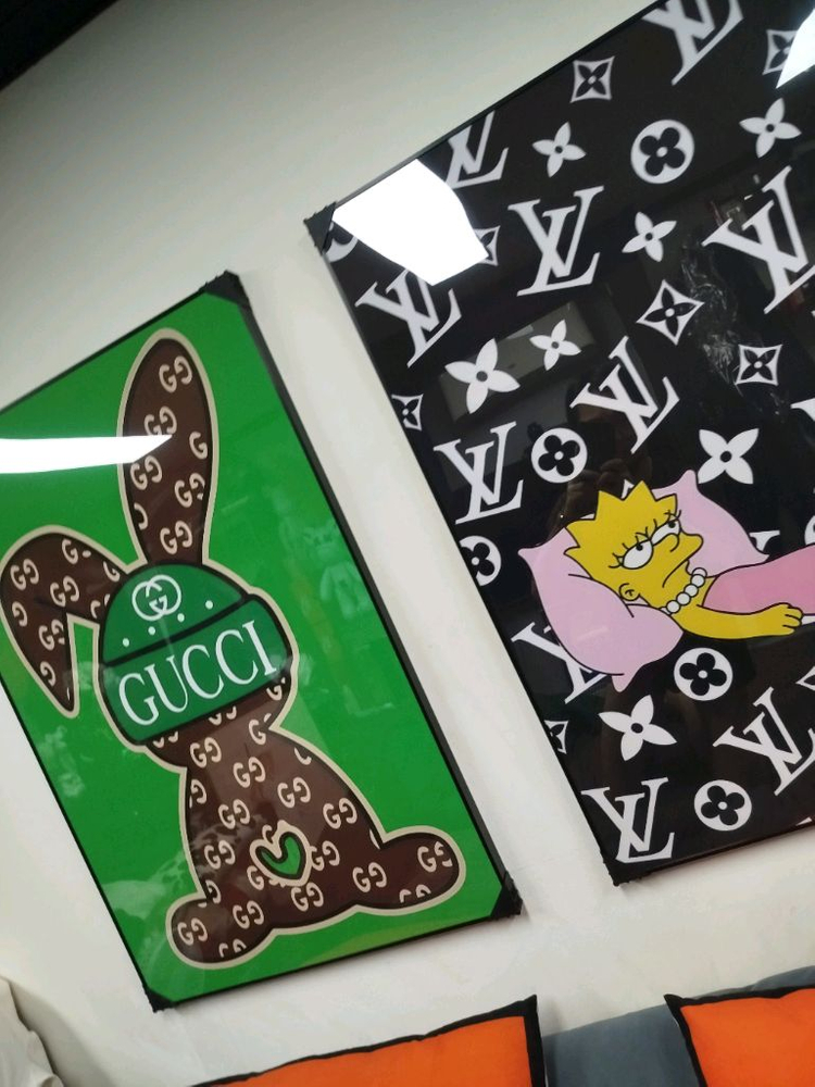 구찌액자 구찌그림 토끼그림 대형 그림액자 그림 액자 팝아트 인테리어소품 명품그림 명품액자 꽃 곰인형 콜라보 인테리어--6