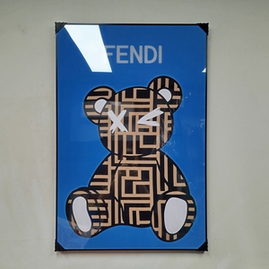 팬디 펜디 곰 베어브릭 그림액자 그림 액자 팝아트 인테리어소품 명품그림 명품액자 꽃 곰인형 콜라보 인테리어