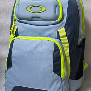 오클리 OAKLEY WORKS PACK 35L 노트북백팩 여행배낭 이미지