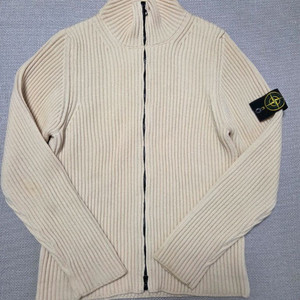 스톤아일랜드 니트 집업 팝니다 새상품급(한국택)