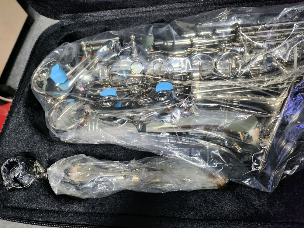 에본느.실버알토색소폰--1