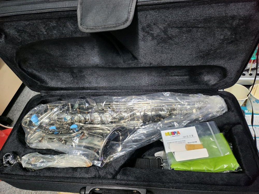 에본느.실버알토색소폰--2