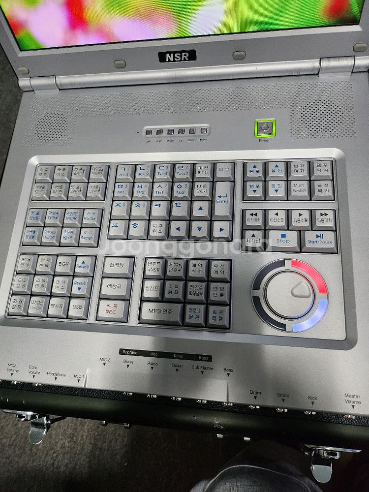 그루비.색소폰반주기.--2