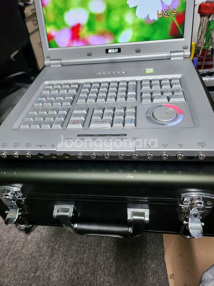 그루비.색소폰반주기.--3