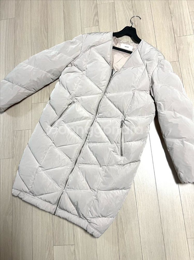 한섬 시스템 SYSTEM 구스다운 롱패딩 코트 다이아퀼팅 점퍼 거위털 자켓 베이지 브이넥 집업--2