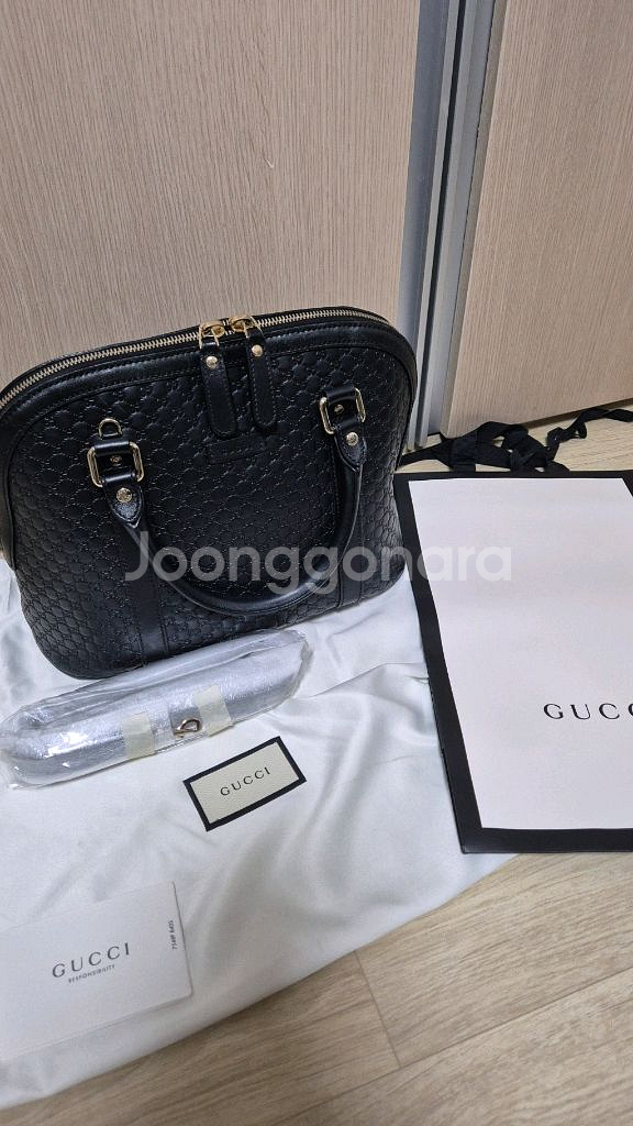 (정품)구찌마이크로시마 미디움백 팝니다--0