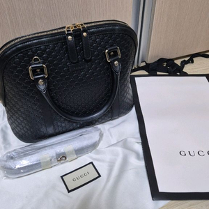 (정품)구찌마이크로시마 미디움백 팝니다