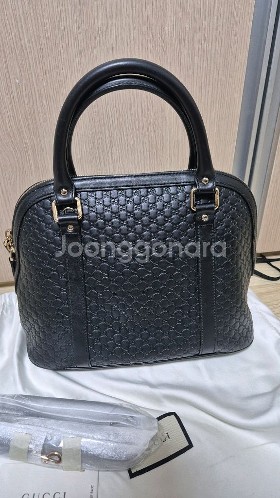 (정품)구찌마이크로시마 미디움백 팝니다--3