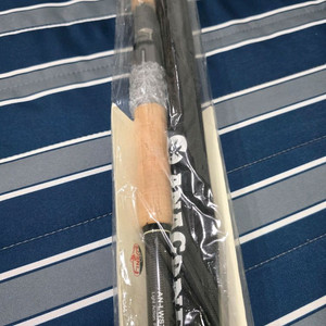 피네스 아나콘다 70L 일본버전 가물치 낚시대 미사용