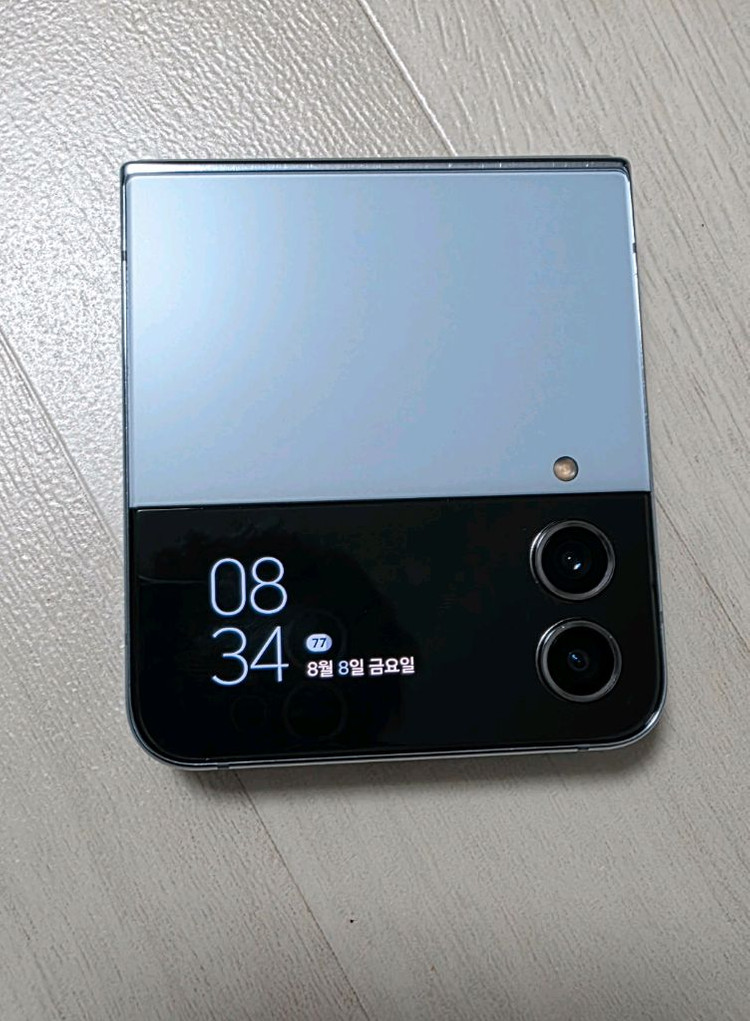 갤럭시 Z 플립4 256GB 블루 (SM-F721N) 이미지
