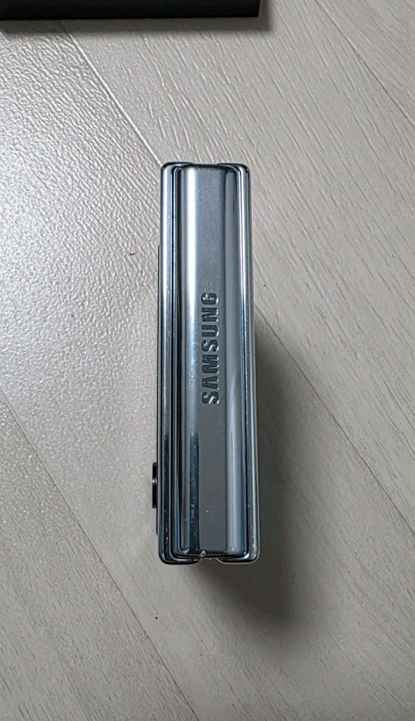 갤럭시 Z 플립4 256GB 블루 (SM-F721N) 이미지