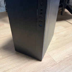 i3 - 12100 / GTX 1050TI / DDR4-16G / SSD 250G 팝니다.