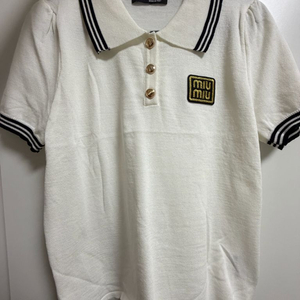 미우미우 폴로셔츠