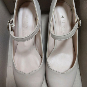 누리아 메리제인 구두 아이보리 230