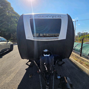 캠핑 카라반 트레일러