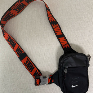 나이키 힙색 크로스 가방 반값택포