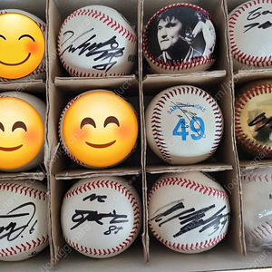 박찬호 포토볼, 추신수 실루엣볼, 랜더스 창단기념구, 황재균, 박민우, 오재일, 이대형 등 싸인볼 판매