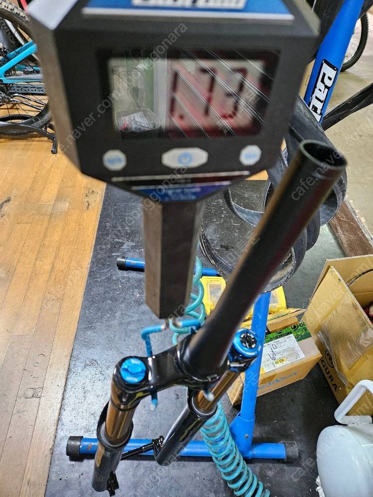 가격인하)폭스샥 34 플롯140mm 초경량 Emtb 앞샥 2025 새것 구입후(36 160mm나 38. 170mm 이미지