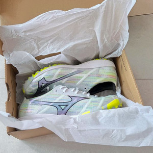 미즈노 모렐리아 알파2 AS TF 엘리트 풋살화 255mm