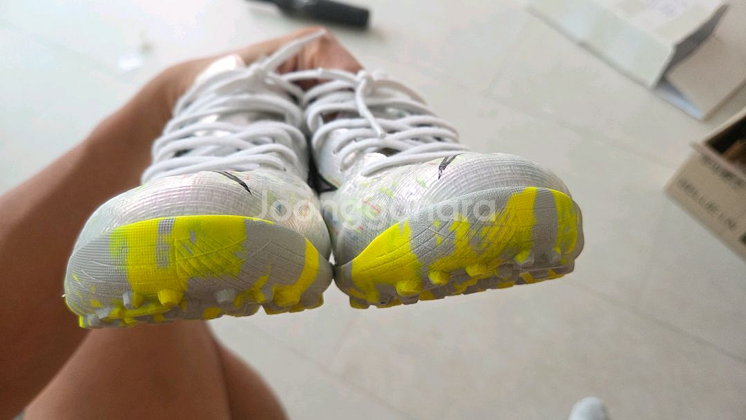 미즈노 모렐리아 알파2 AS TF 엘리트 풋살화 255mm--8