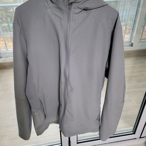 룰루레몬 워프라이트 자켓(L사이즈)