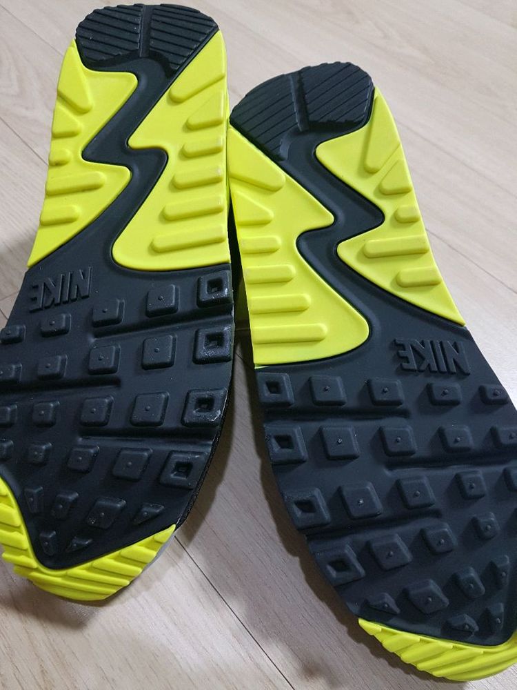 [새것 280mm] 밀레 고어텍스 트레킹화, 나이키 에어맥스 90 OG Volt--5