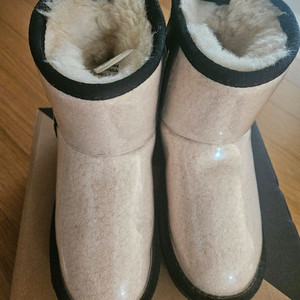 어그 키즈 부츠 11-12 사이즈