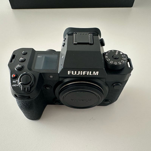 후지필름 X-H2 + 세로그립 + 시그마 18-50 F2.8