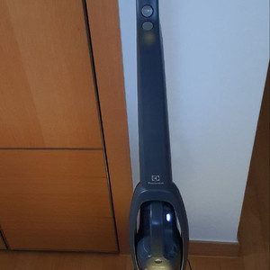 일렉트로룩스 무선청소기 버큠 싸이킹 로보 로봇 무선 흡