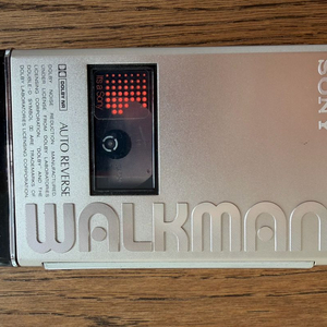 Sony WM-103 카세트 워크맨 판매 합니다.