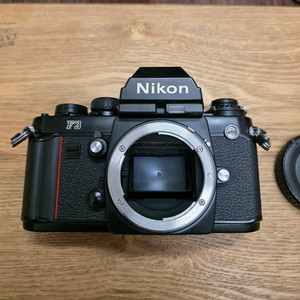 니콘 F3 필름카메라 바디