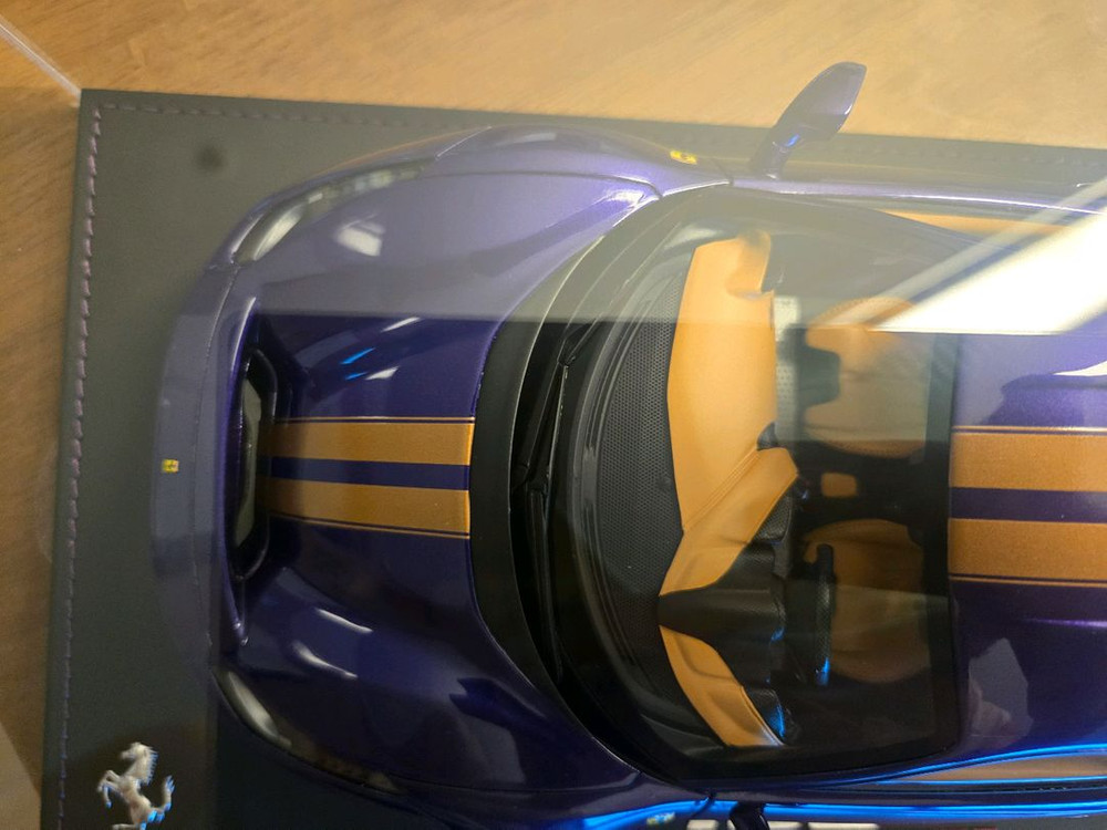 BBR 1:18 페라리 488--3