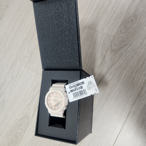 [새상품] 카시오 G-SHOCK 여성 손목 시계 GMA-P2100M-4AJF