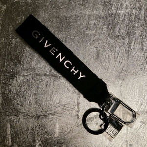 지방시 키링 키홀더