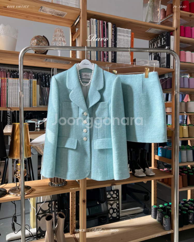 (새상품) 라보빈티지 하늘색 민트 트위드 셋업 투피스--2