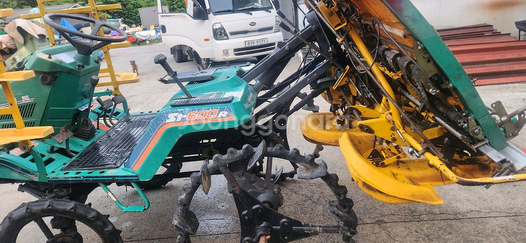 대동 승용이앙기 4WD 사륜 운반차 작업기--4