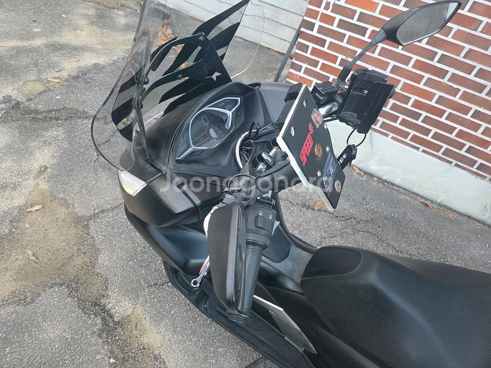 pcx125 2020년 45827km 더뉴pcx 엔맥스 보이져 배달스쿠터--3