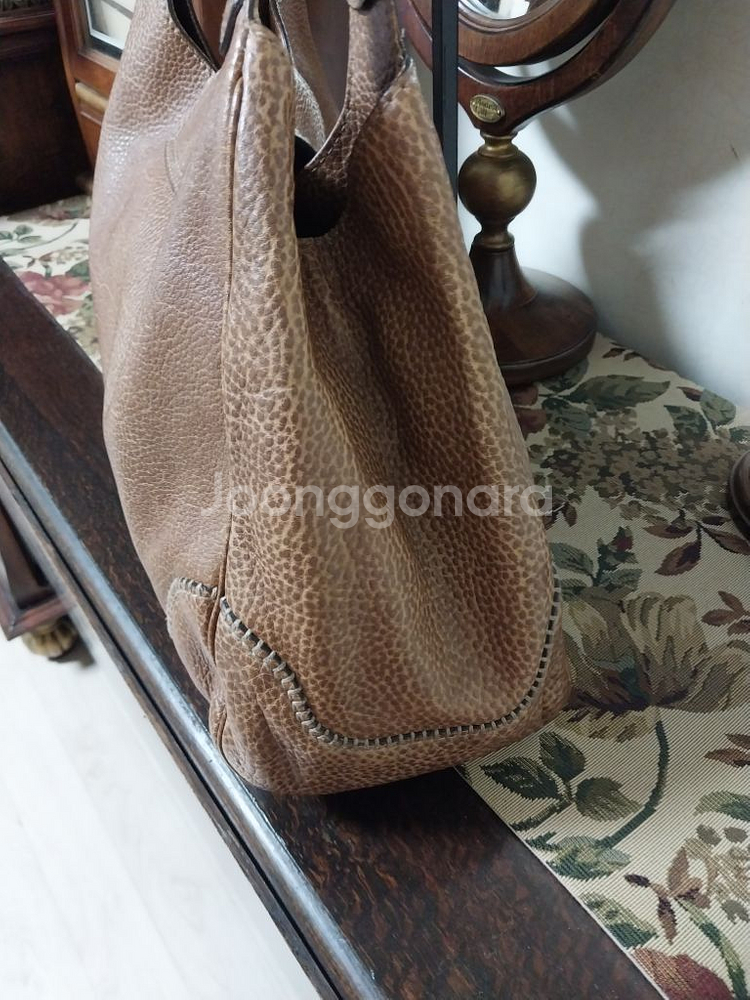 정품구찌숄더백--5