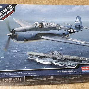 아카데미 1/48 TBF-1C 프라모델