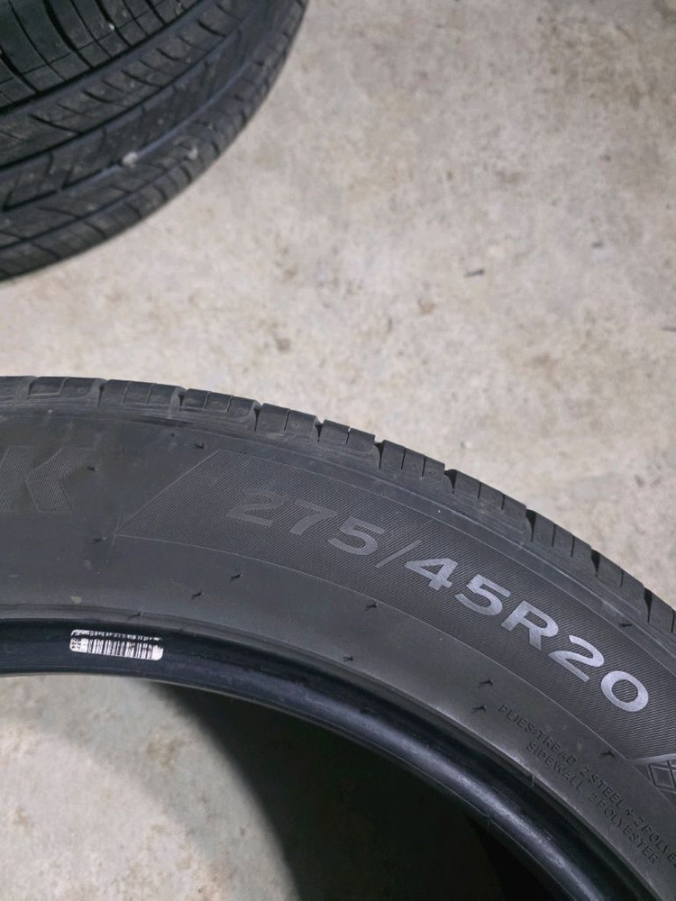 볼보 xc90 275 45 20 타이어 2짝 이미지