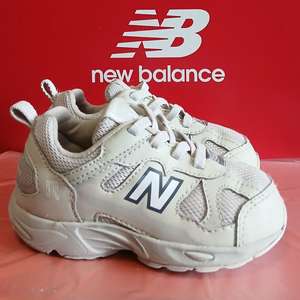 뉴발란스키즈878 145운동화 베이지