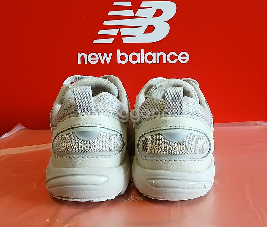 뉴발란스키즈878 145운동화 베이지--3