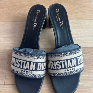 디올 디웨이 뮬 힐 체크앤디올 자수 코튼 네이비 블루 샌들